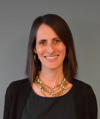 Jennifer Schlesinger headshot