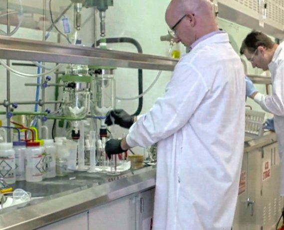 lab technicians in a laboratory