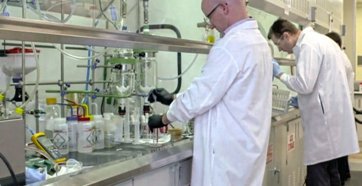 lab technicians in a laboratory