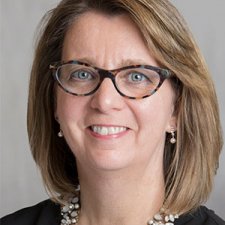 Robin Tuohy Headshot